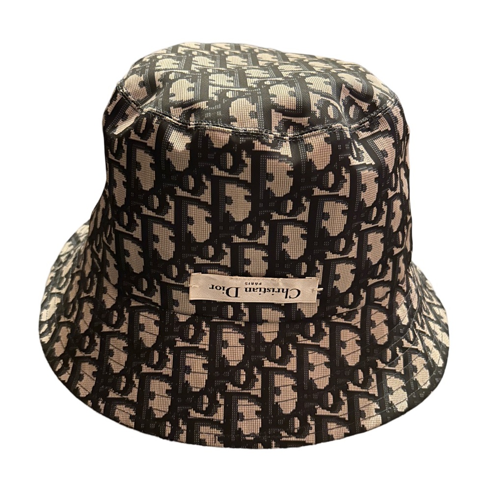 ✨ Pre-Loved Christian Dior Bucket Hat ✨
